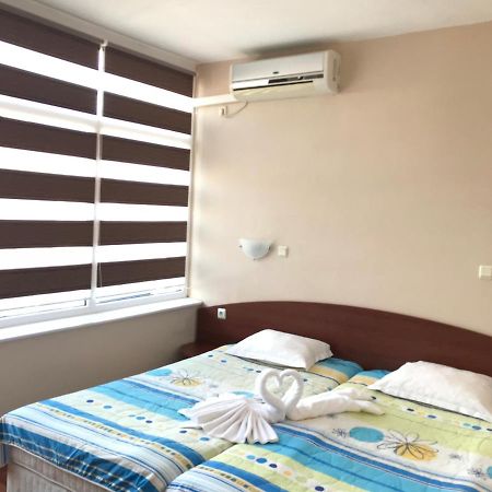 Red House Guest House Несебр Экстерьер фото