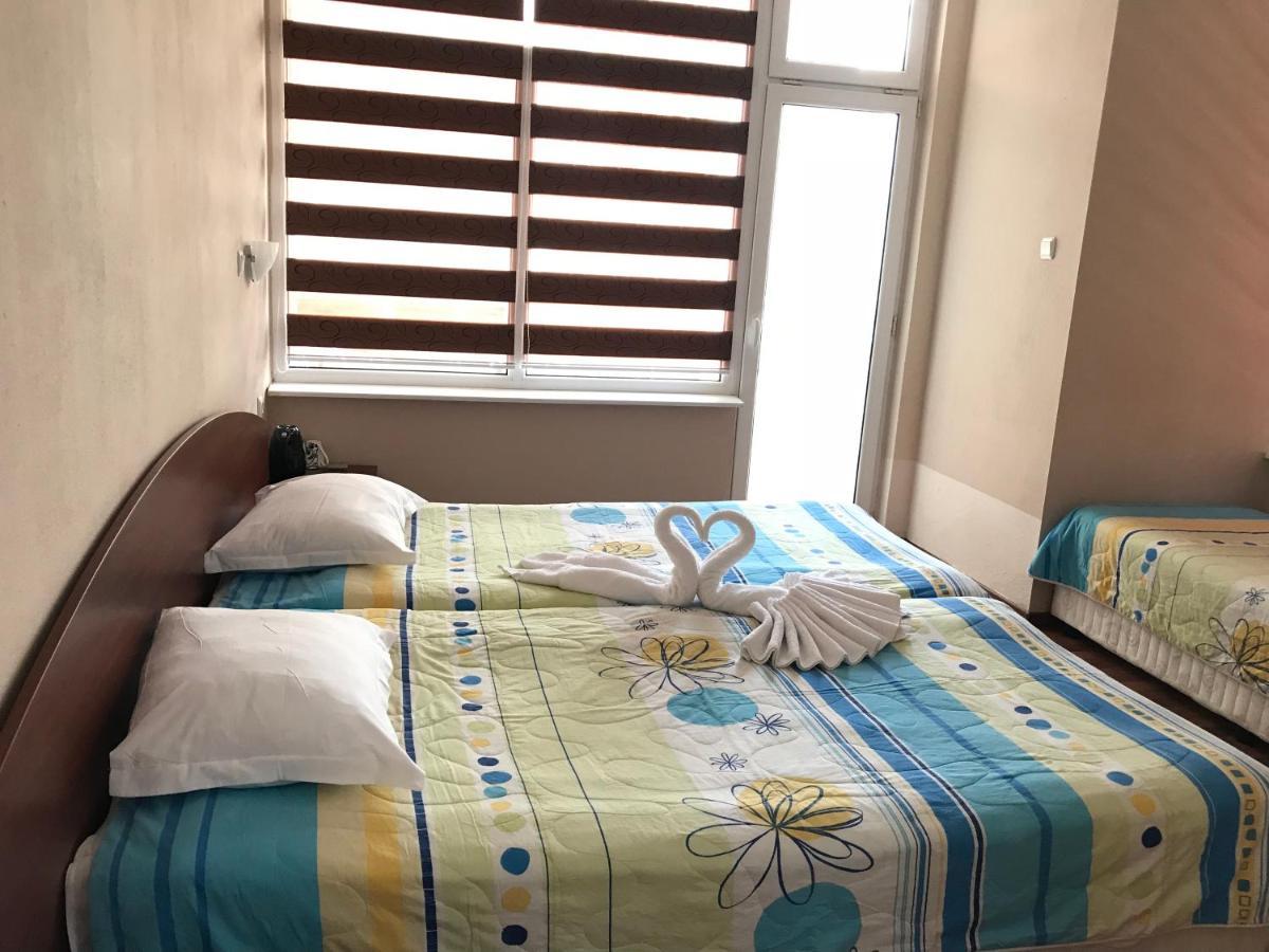 Red House Guest House Несебр Экстерьер фото