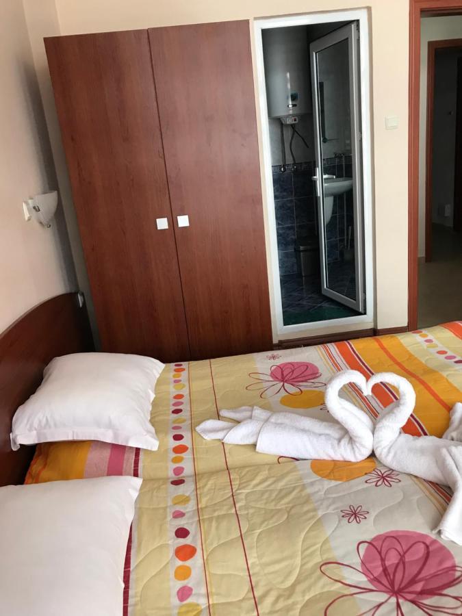 Red House Guest House Несебр Экстерьер фото