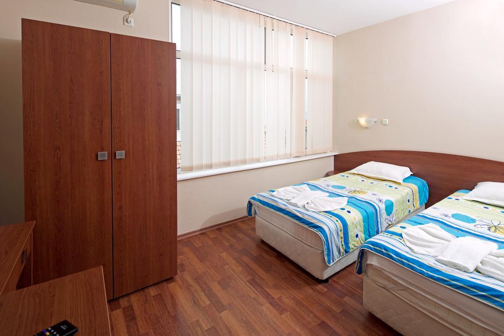 Red House Guest House Несебр Экстерьер фото